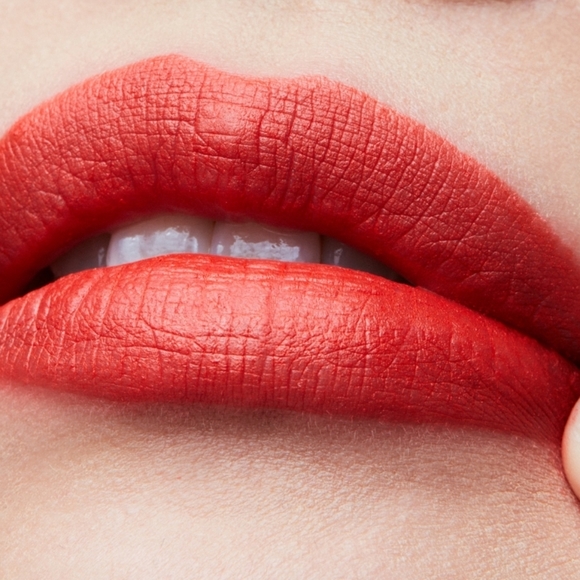 Mac Cosmetics Powder Kiss Lipstick | Style Shocked | Brand New in Box - Picture 5 of 15